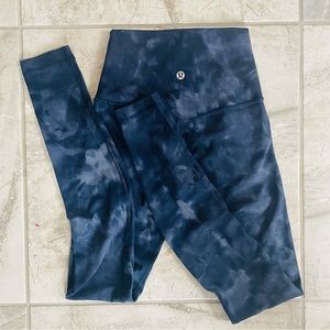 Lululemon Women Activewear Tight-Fit Tie Dye Blue Leggings Yoga Pant